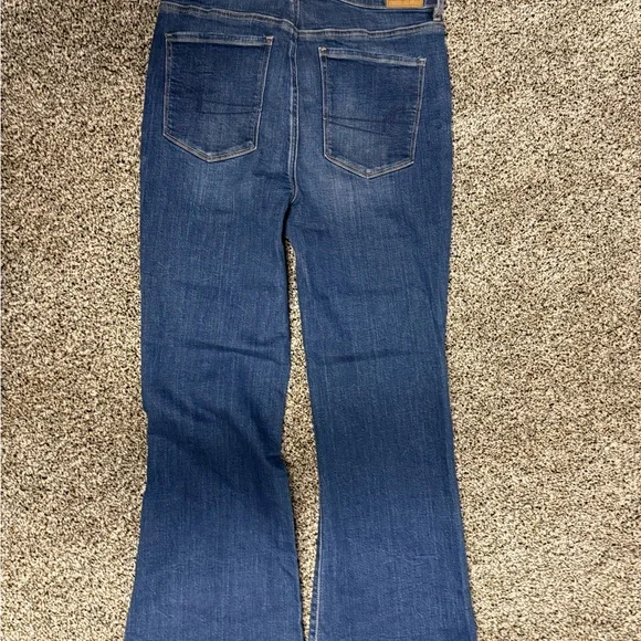 American Eagle Outfitters Women's Medium Blue Slim Straight Jeans - Picture 2 of 3